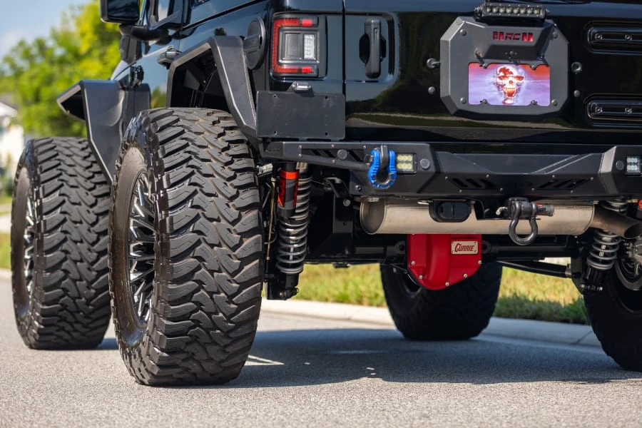 2024 Jeep JL Wrangler - Image 15 of 31