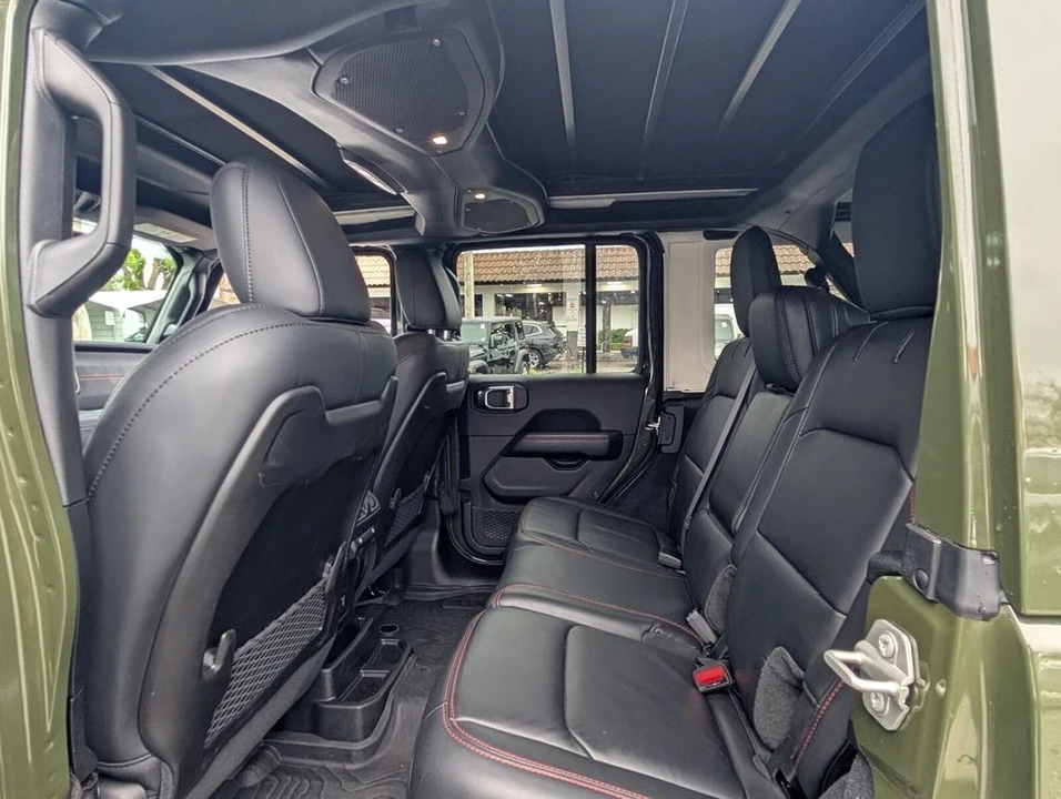 2024 Jeep JL Wrangler - Image 15 of 21
