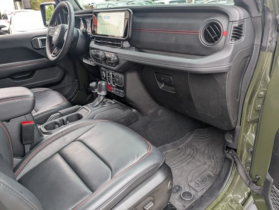 2024 Jeep JL Wrangler - Image 18 of 21
