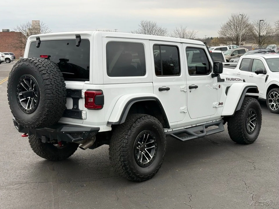 2024 Jeep JL Wrangler - Image 3 of 12