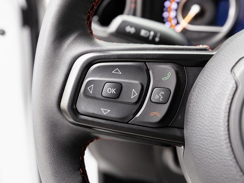 2024 Jeep JL Wrangler - Image 10 of 12