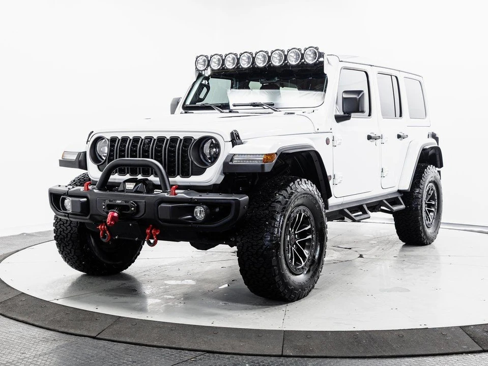 2024 Jeep JL Wrangler - Image 3 of 12