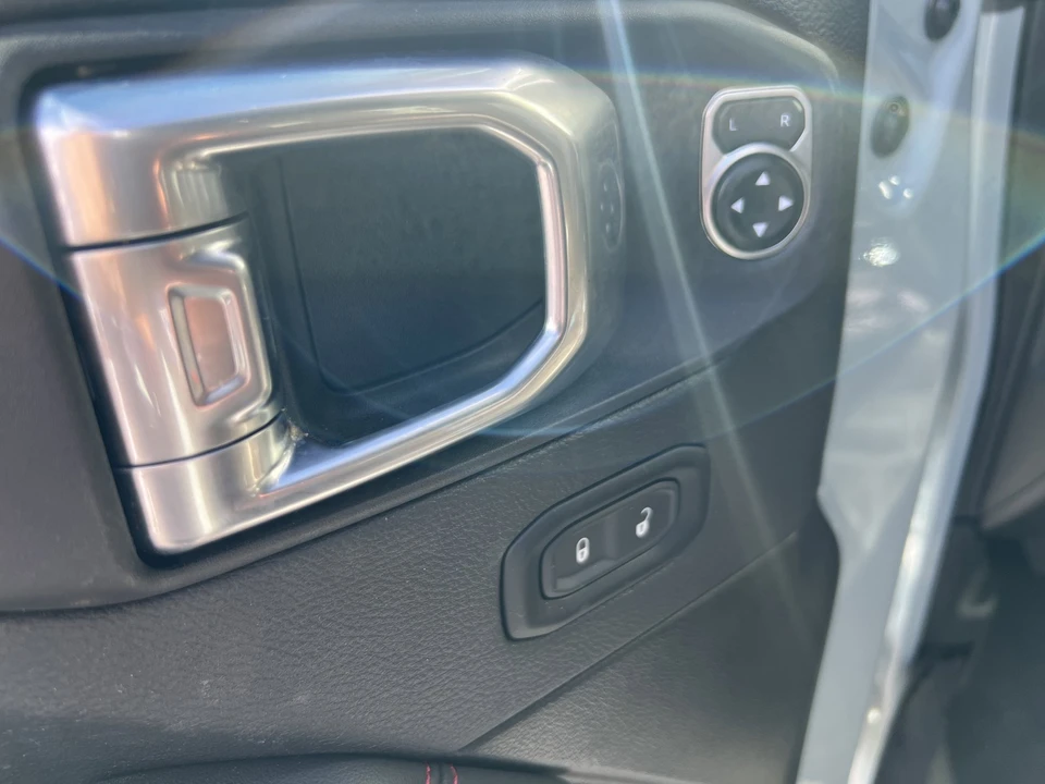 2024 Jeep JL Wrangler - Image 15 of 21