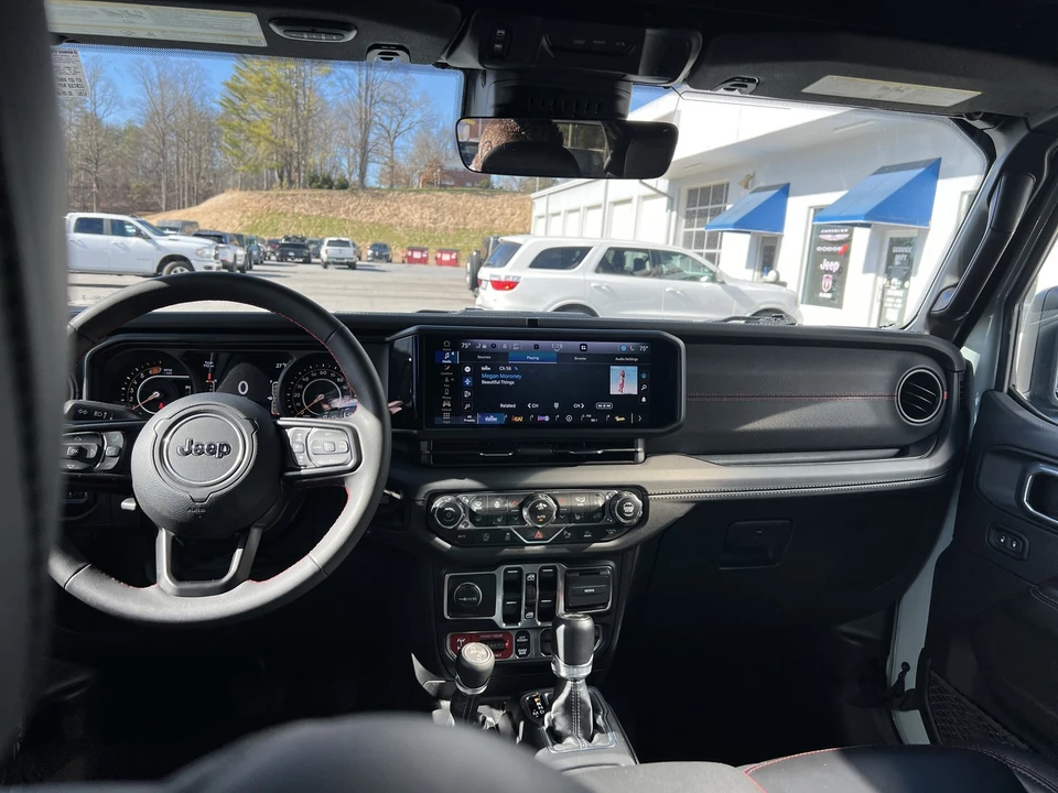 2024 Jeep JL Wrangler - Image 13 of 21