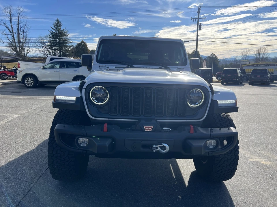 2024 Jeep JL Wrangler - Image 5 of 12