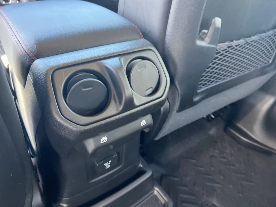 2024 Jeep JL Wrangler - Image 12 of 31