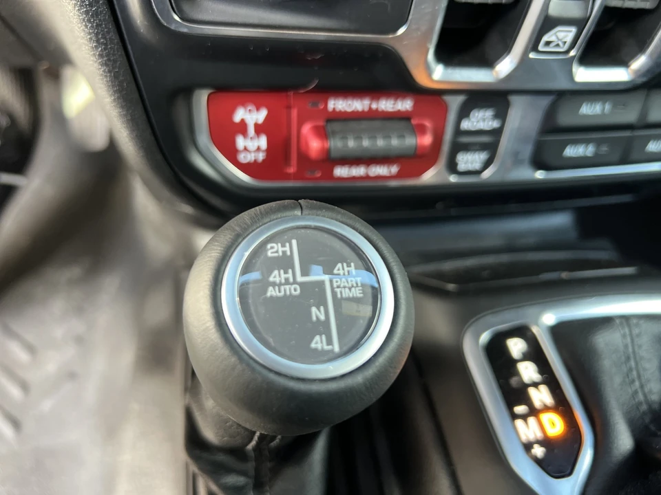 2024 Jeep JL Wrangler - Image 23 of 31