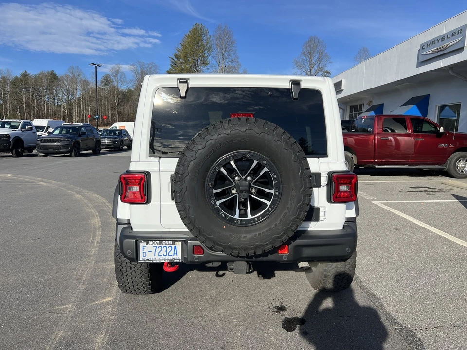 2024 Jeep JL Wrangler - Image 2 of 12