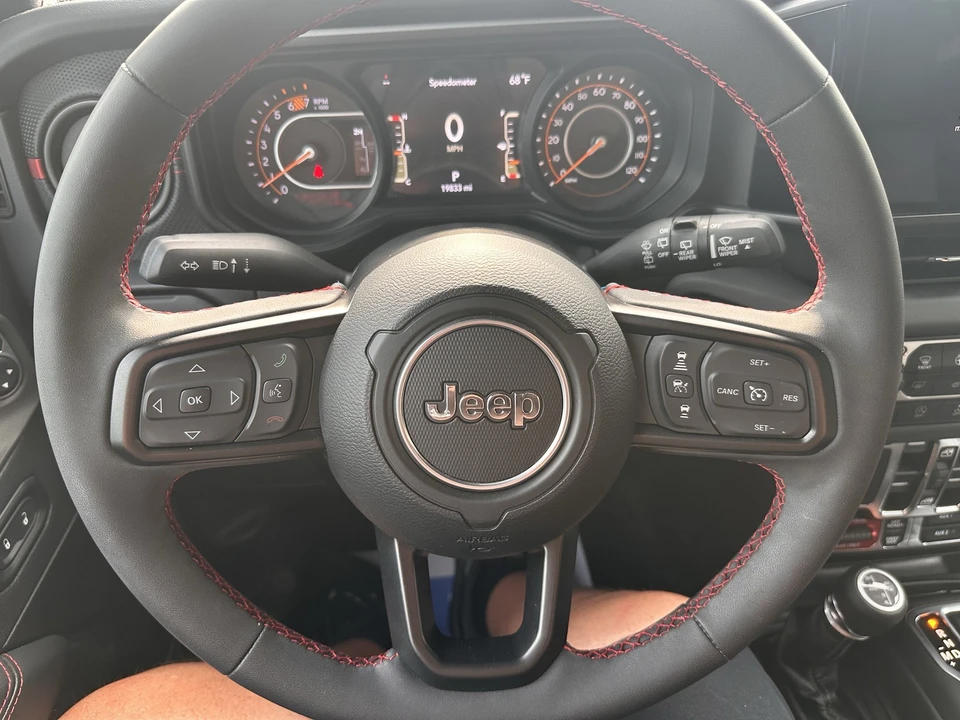2024 Jeep JL Wrangler Rubicon 392 - Image 19 of 30