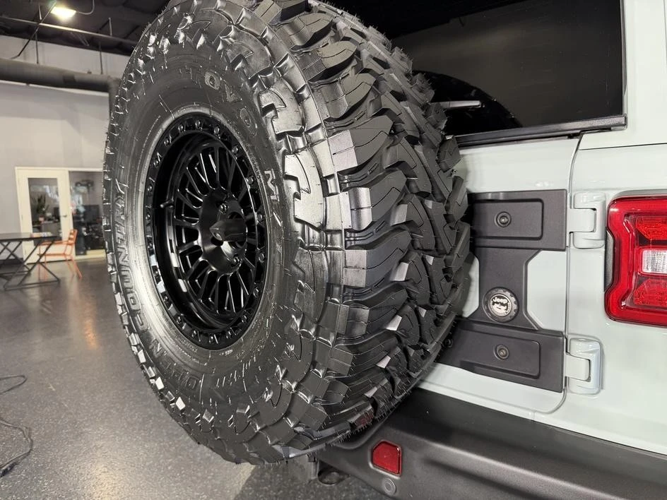 2024 Jeep JL Wrangler Rubicon 392 - Image 15 of 31