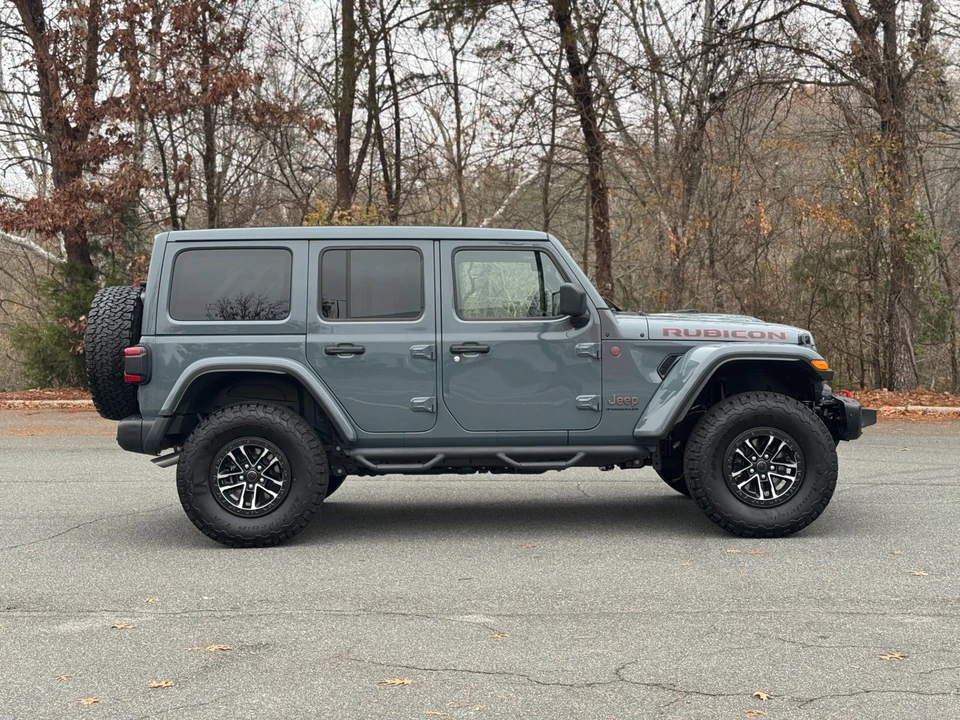 2024 Jeep JL Wrangler - Image 14 of 21