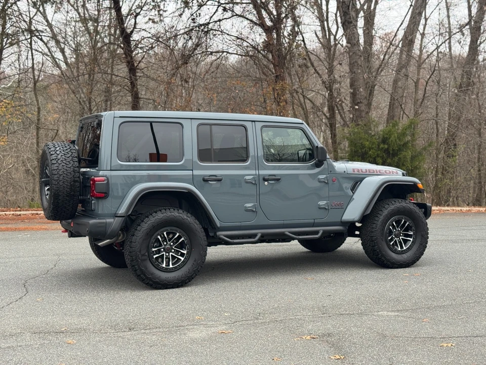 2024 Jeep JL Wrangler - Image 13 of 21