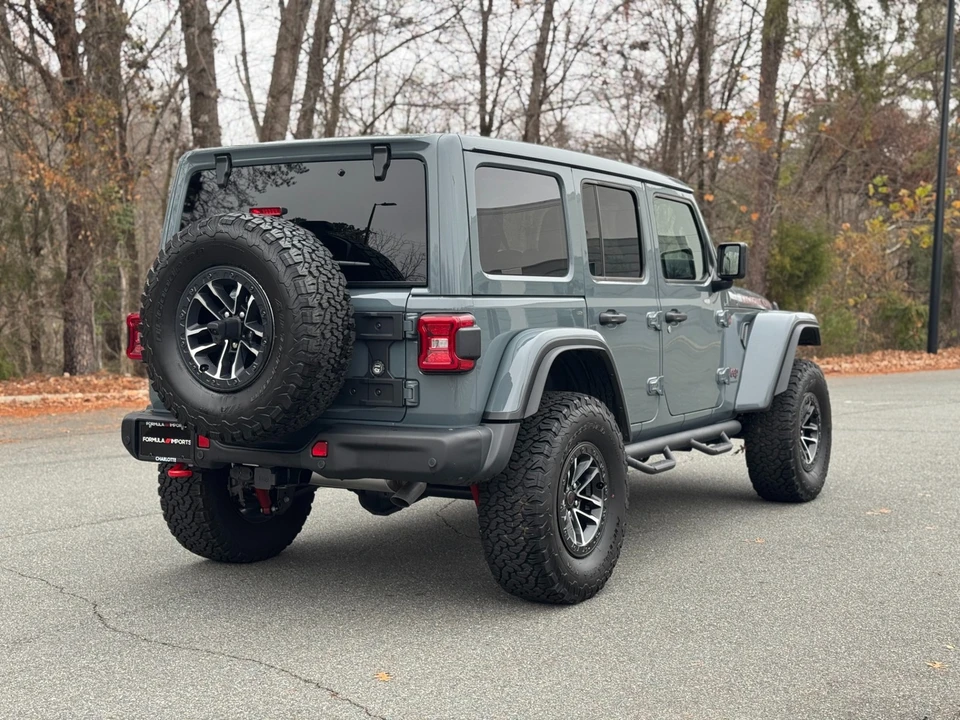 2024 Jeep JL Wrangler - Image 12 of 21