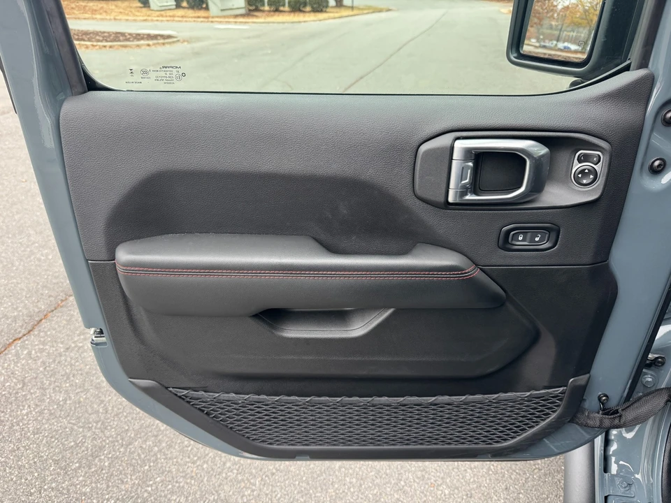 2024 Jeep JL Wrangler - Image 21 of 21