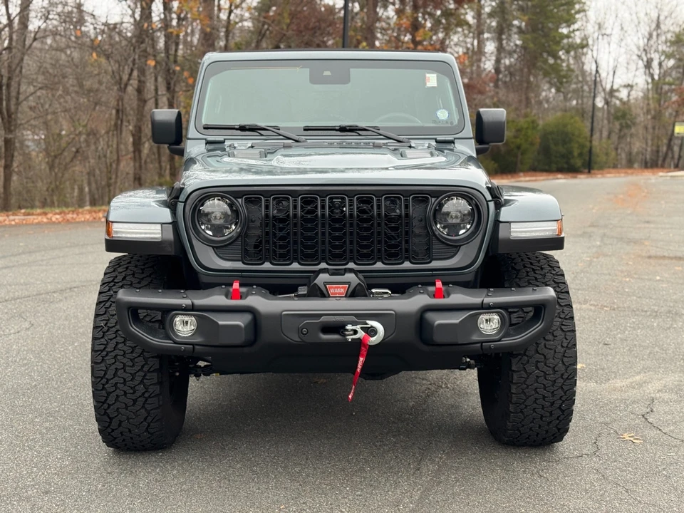 2024 Jeep JL Wrangler - Image 2 of 12