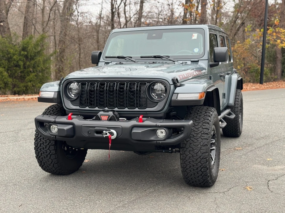 2024 Jeep JL Wrangler - Image 3 of 12