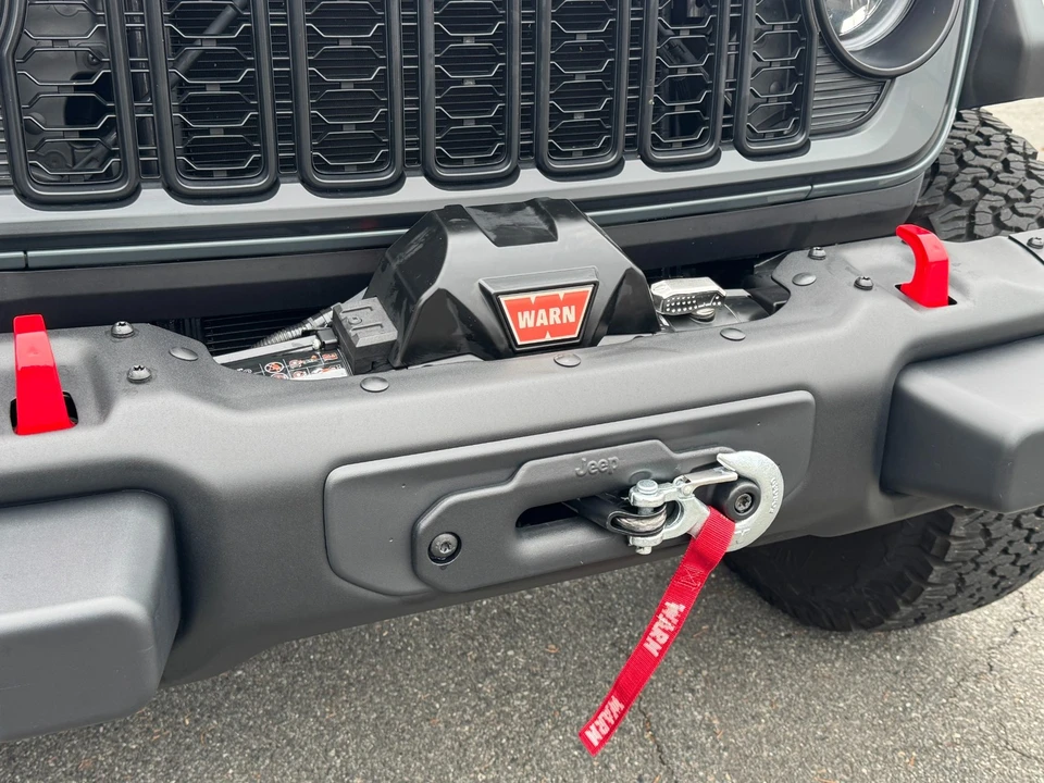 2024 Jeep JL Wrangler - Image 17 of 21