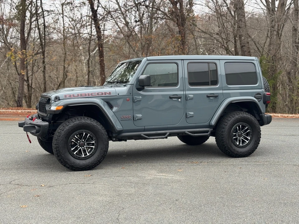 2024 Jeep JL Wrangler - Image 5 of 21