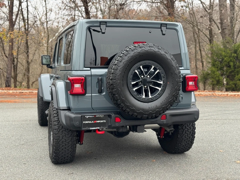 2024 Jeep JL Wrangler - Image 9 of 21