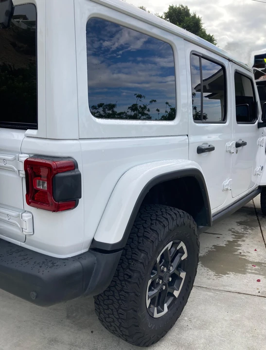 2024 Jeep JL Wrangler - Image 23 of 31