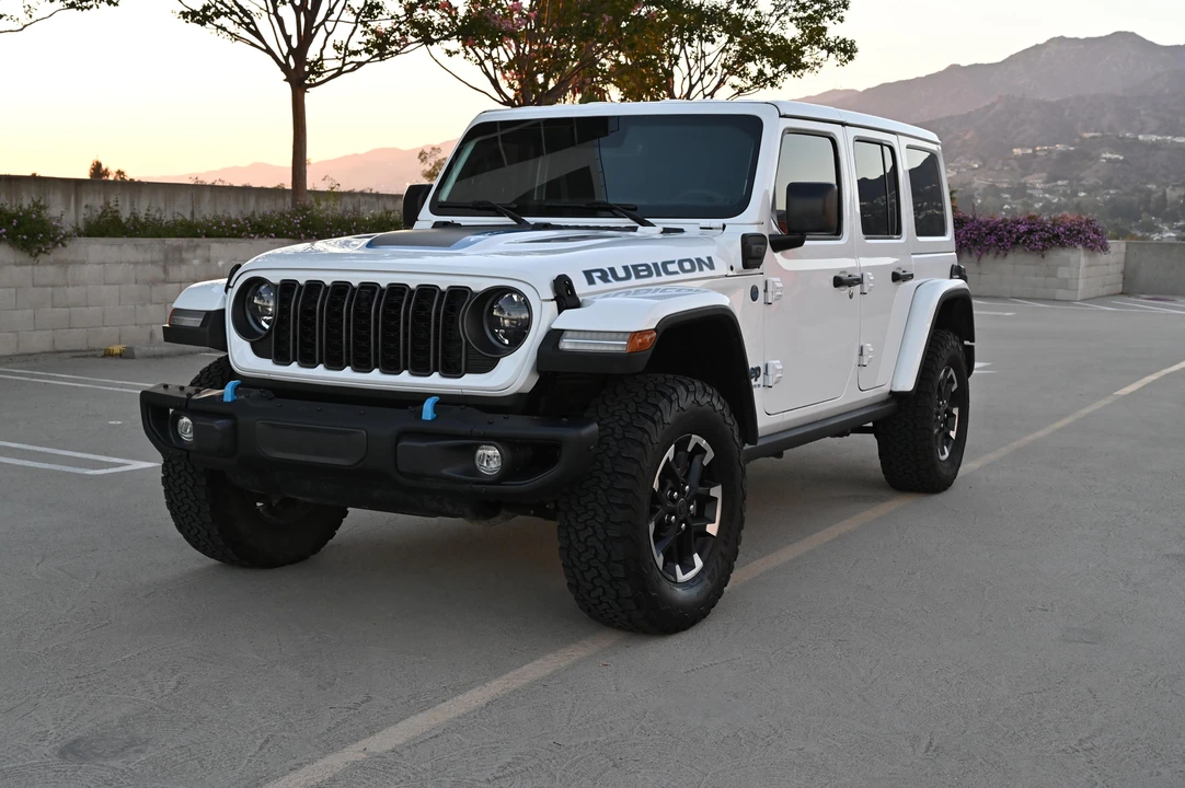 2024 Jeep JL Wrangler - Image 6 of 31