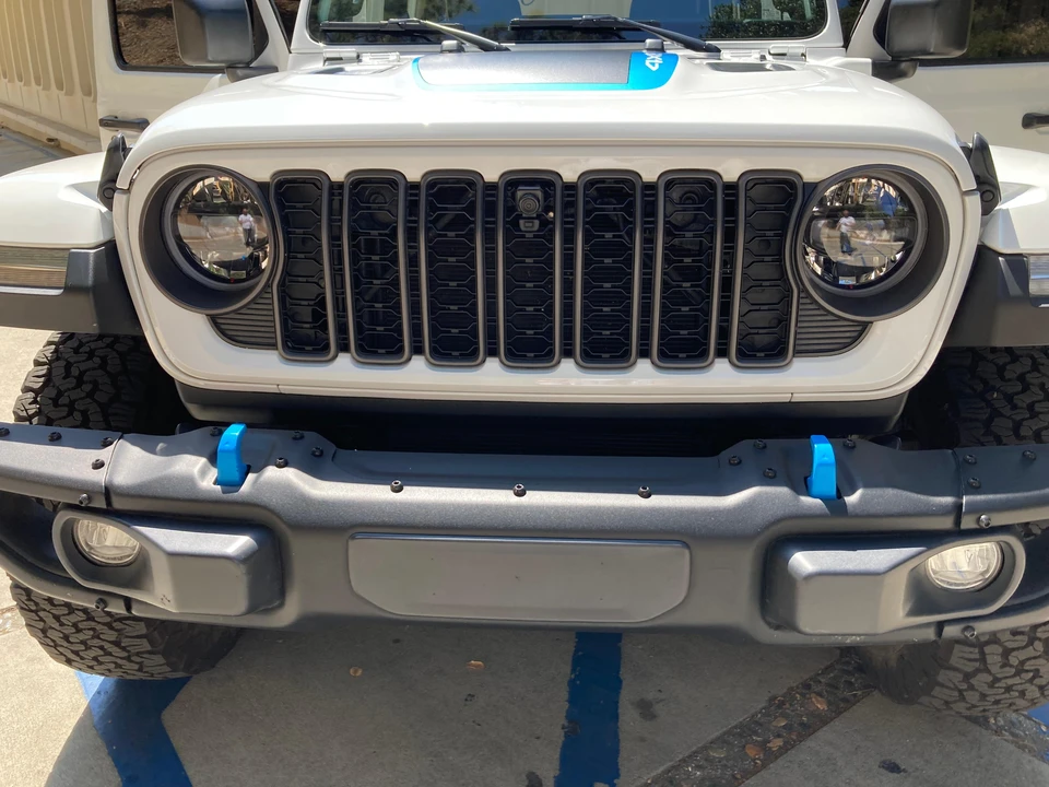 2024 Jeep JL Wrangler - Image 15 of 31