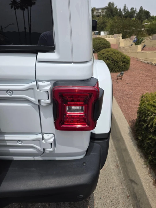 2024 Jeep JL Wrangler - Image 22 of 31