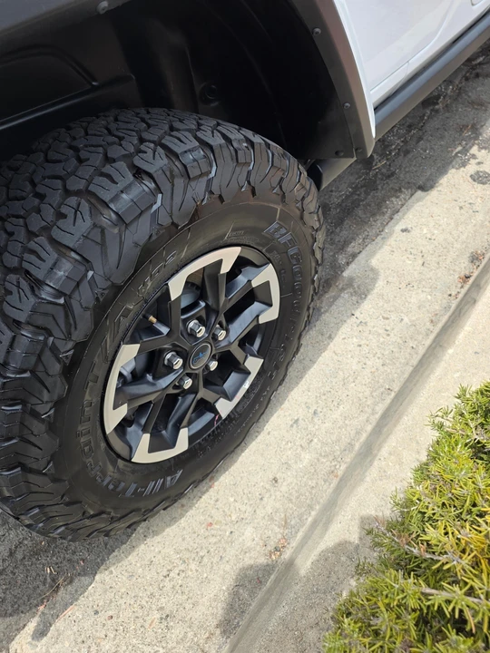 2024 Jeep JL Wrangler - Image 27 of 31