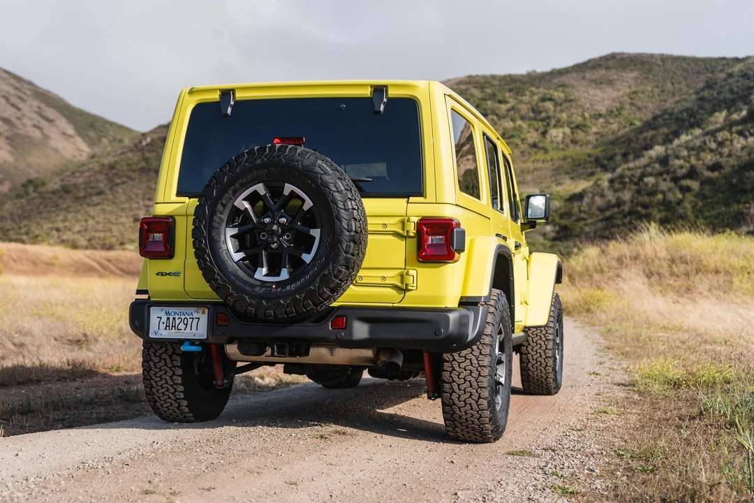 2024 Jeep JL Wrangler - Image 26 of 31