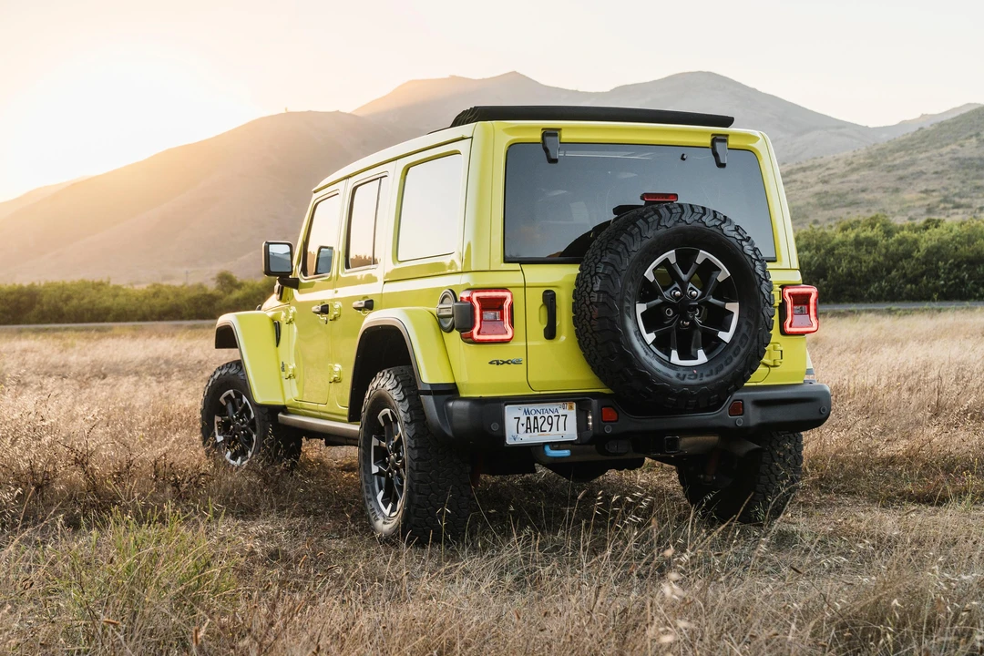 2024 Jeep JL Wrangler - Image 22 of 31