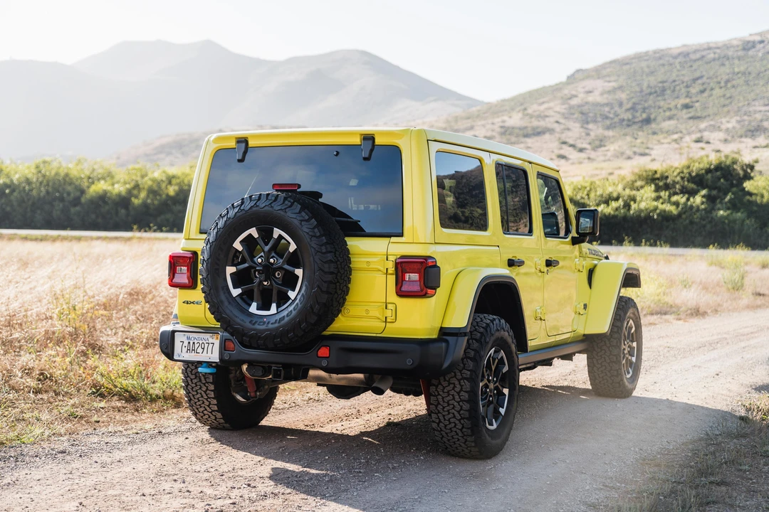 2024 Jeep JL Wrangler - Image 27 of 31