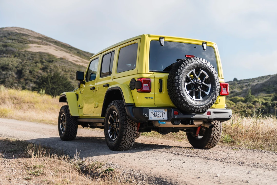 2024 Jeep JL Wrangler - Image 21 of 31
