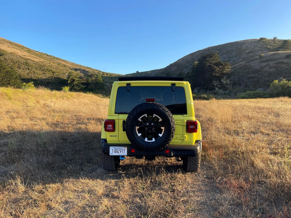2024 Jeep JL Wrangler - Image 23 of 31