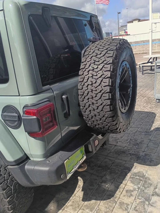 2024 Jeep JL Wrangler - Image 4 of 4