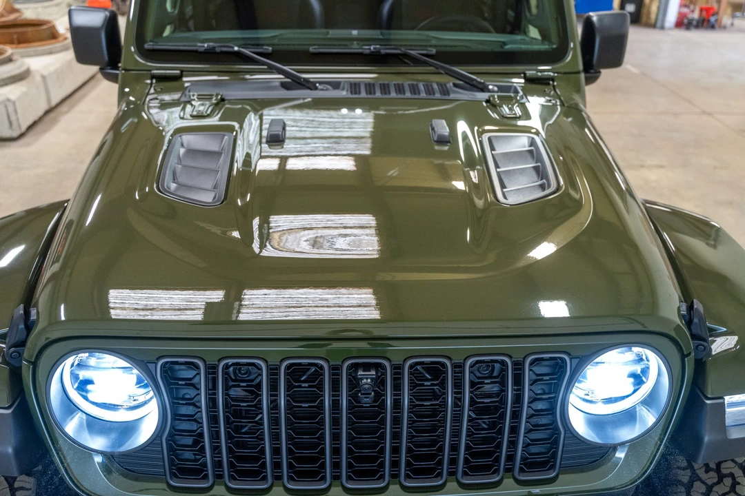 2024 Jeep JL Wrangler - Image 12 of 31