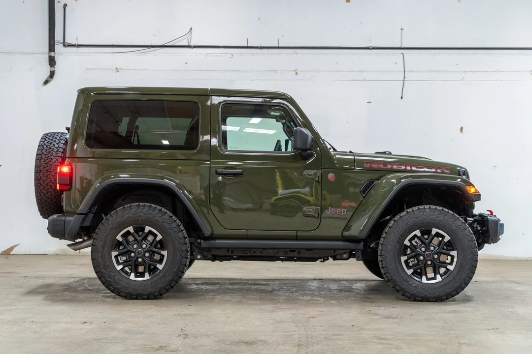 2024 Jeep JL Wrangler - Image 5 of 31
