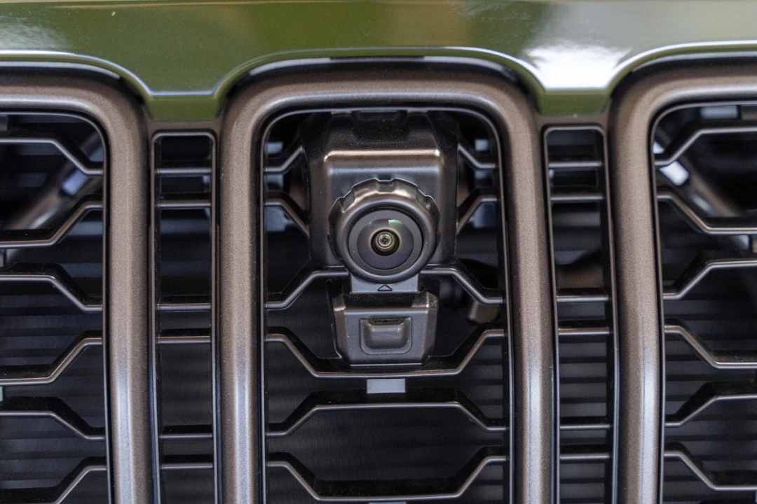 2024 Jeep JL Wrangler - Image 21 of 31