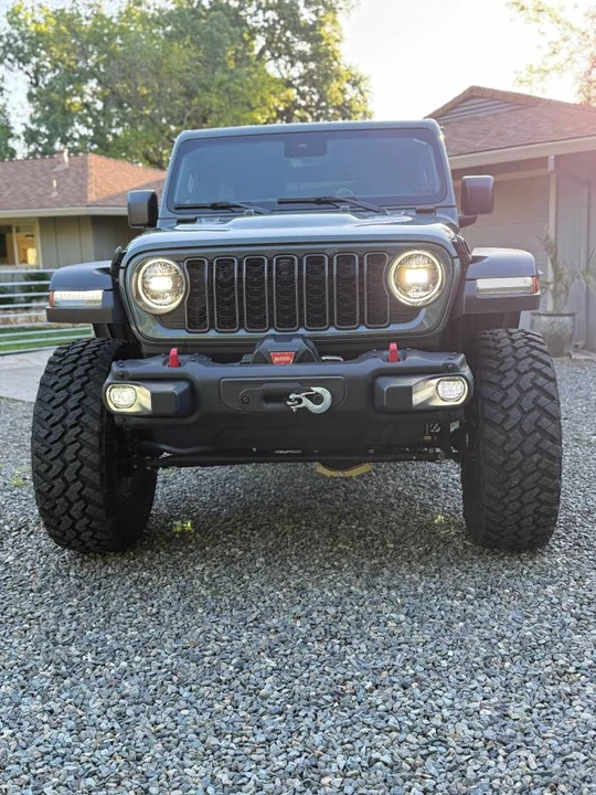 2024 Jeep JL Wrangler - Image 3 of 7
