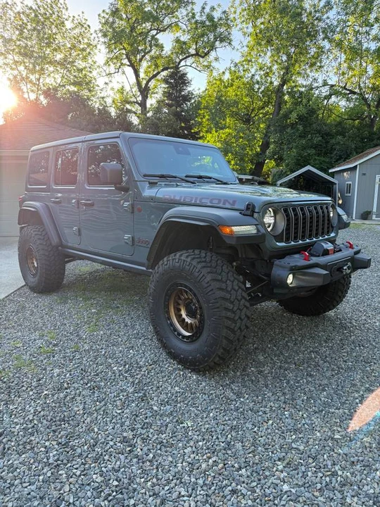 2024 Jeep JL Wrangler - Image 5 of 7