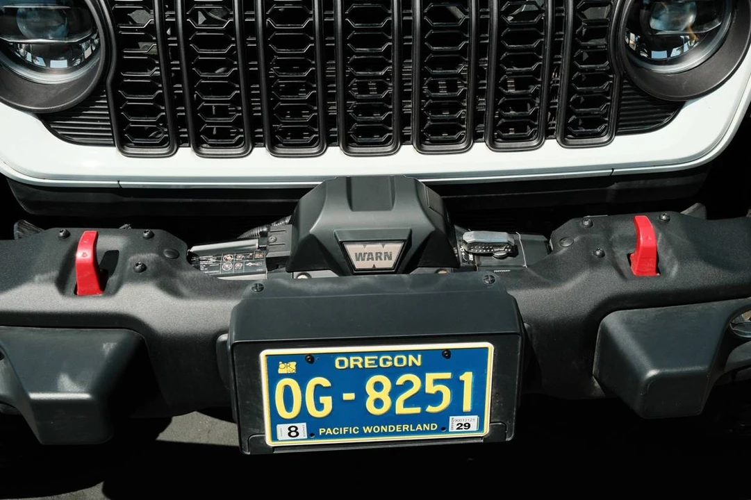 2024 Jeep JL Wrangler - Image 7 of 18