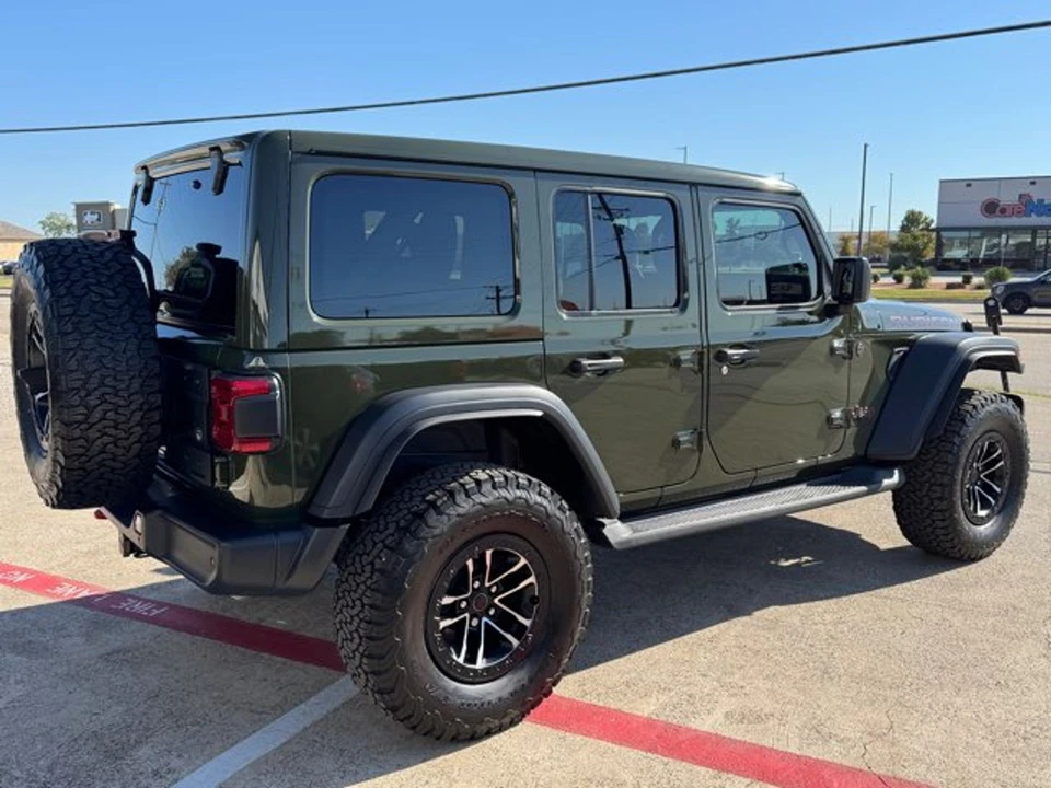2024 Jeep JL Wrangler - Image 5 of 12