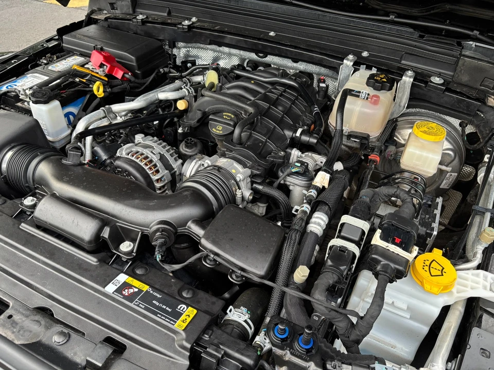 2024 Jeep JL Wrangler - Image 28 of 31
