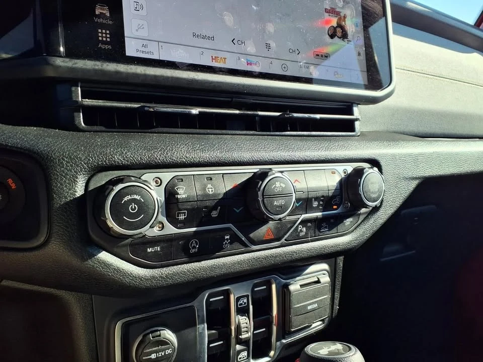 2024 Jeep JL Wrangler - Image 6 of 16