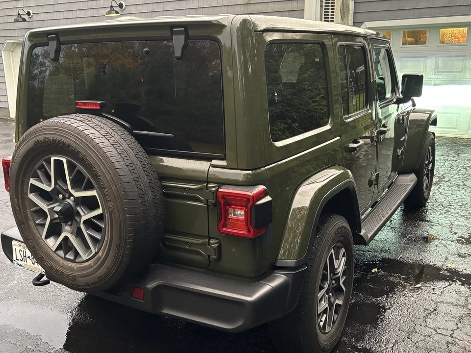2024 Jeep JL Wrangler - Image 3 of 12