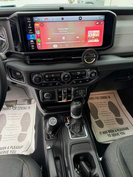 2024 Jeep JL Wrangler - Image 6 of 15