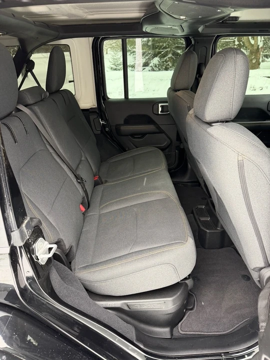 2024 Jeep JL Wrangler - Image 3 of 15