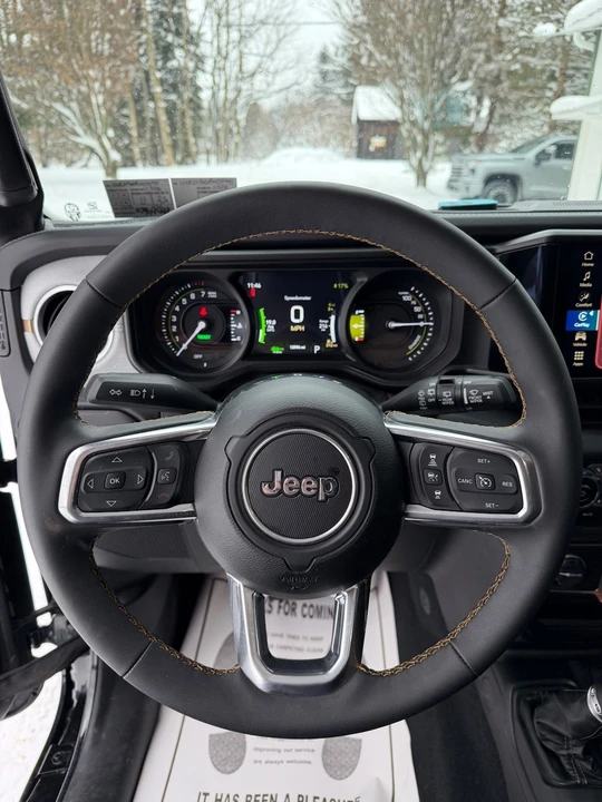 2024 Jeep JL Wrangler - Image 7 of 15
