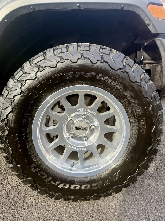 2024 Jeep JL Wrangler - Image 8 of 17