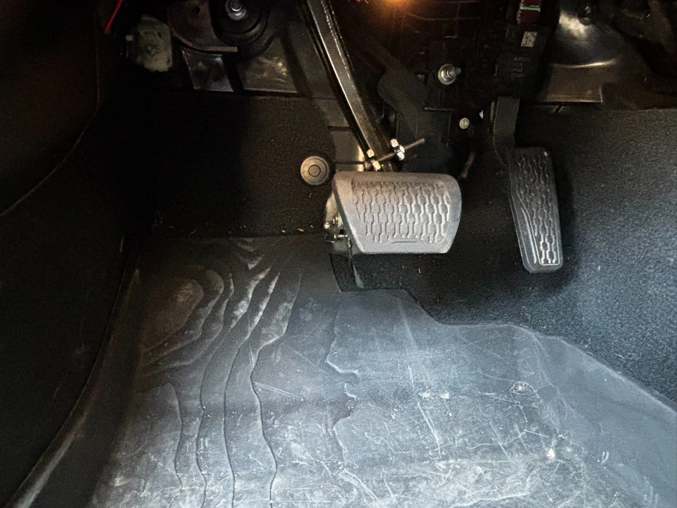 2024 Jeep JL Wrangler - Image 17 of 22