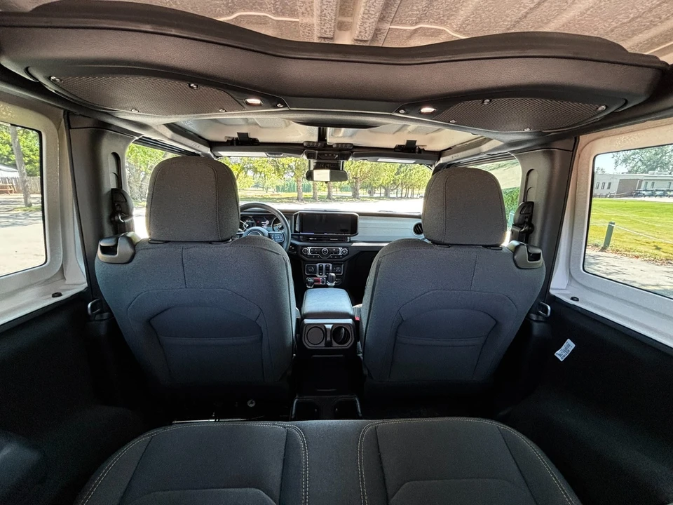 2024 Jeep JL Wrangler - Image 10 of 22
